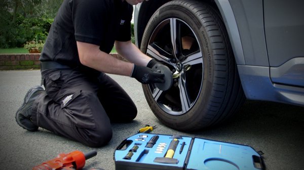 Mobile Tyre Fitting London | 24/7 Service – Nyumah Mobile Tyre